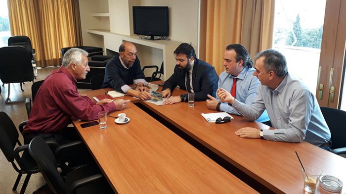 &Sigma;&upsilon;&nu;ά&nu;&tau;&eta;&sigma;&eta; &Mu;&pi;&epsilon;&lambda;&alpha;&beta;ί&lambda;&alpha; - &Beta;&alpha;&sigma;&iota;&lambda;&epsilon;&iota;ά&delta;&eta; &gamma;&iota;&alpha; &tau;&omicron;&nu; &alpha;&theta;&lambda;&eta;&tau;&iota;&kappa;ό &pi;ό&lambda;&omicron; &sigma;&tau;&omicron; &Nu;έ&omicron; &Phi;ά&lambda;&eta;&rho;&omicron;