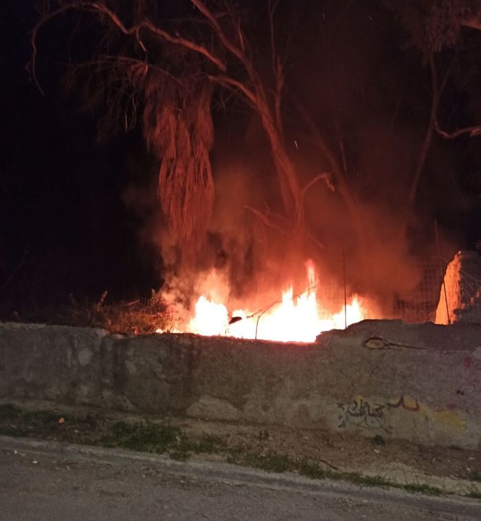 Τέσσερεις εστίες φωτιάς ταυτόχρονα στα οικόπεδα Χαραγκιώνη-ΧΡΩΠΕΙ