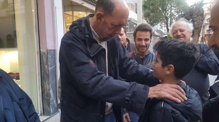 &Sigma;&chi;ό&lambda;&iota;&omicron; - &alpha;&pi;ά&nu;&tau;&eta;&sigma;&eta; &sigma;&tau;&omicron;&nu; &alpha;&pi;&epsilon;&rho;&chi;ό&mu;&epsilon;&nu;&omicron; &delta;ή&mu;&alpha;&rho;&chi;&omicron; &Pi;&epsilon;&iota;&rho;&alpha;&iota;ά