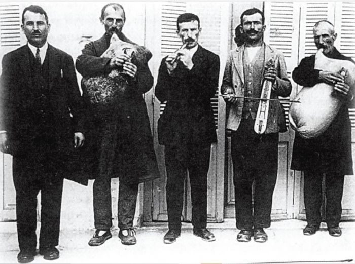 19 &Mu;&alpha;ΐ&omicron;&upsilon; 2021: 102 &chi;&rho;ό&nu;&iota;&alpha; &alpha;&pi;ό &tau;&eta; &Gamma;&epsilon;&nu;&omicron;&kappa;&tau;&omicron;&nu;ί&alpha; &tau;&omega;&nu; &Pi;&omicron;&nu;&tau;ί&omega;&nu;