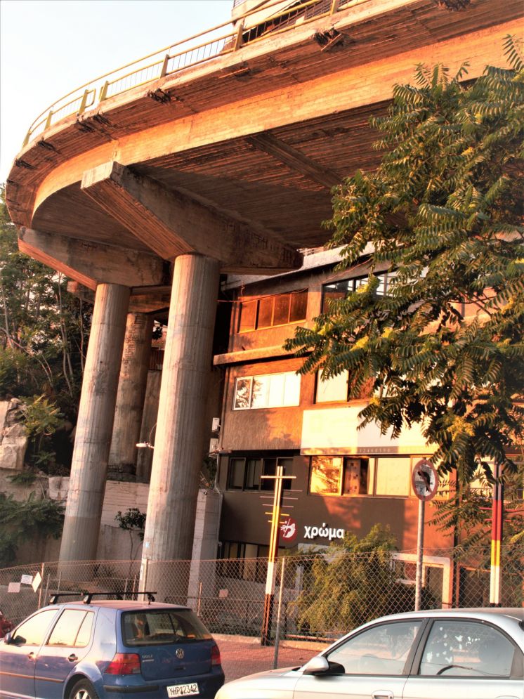 &Sigma;&chi;ό&lambda;&iota;&omicron; &gamma;&iota;&alpha; &tau;&eta; &mu;&epsilon;&gamma;ά&lambda;&eta; &gamma;έ&phi;&upsilon;&rho;&alpha; &tau;&eta;&sigmaf; &omicron;&delta;&omicron;ύ &Beta;&alpha;&sigma;&iota;&lambda;έ&omega;&sigmaf; &Gamma;&epsilon;&omega;&rho;&gamma;ί&omicron;&upsilon; &Beta;&rsquo;