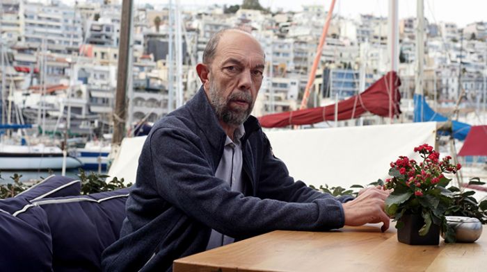 «Μπασκετμπολίστες, μάνατζερ ποδοσφαιρικών ομάδων, άσχετοι με το αντικείμενο επιχειρούν να διοικήσουν το δεύτερο μεγαλύτερο λιμάνι της Μεσογείου, πράγμα που φυσικά δεν γίνεται»